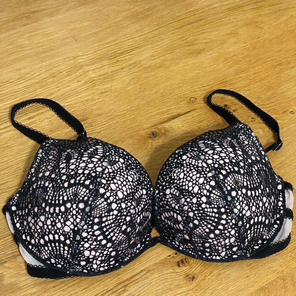 Victoria's Secret Padded Demi Push Up Bra 32DD Pink and Black Lace
